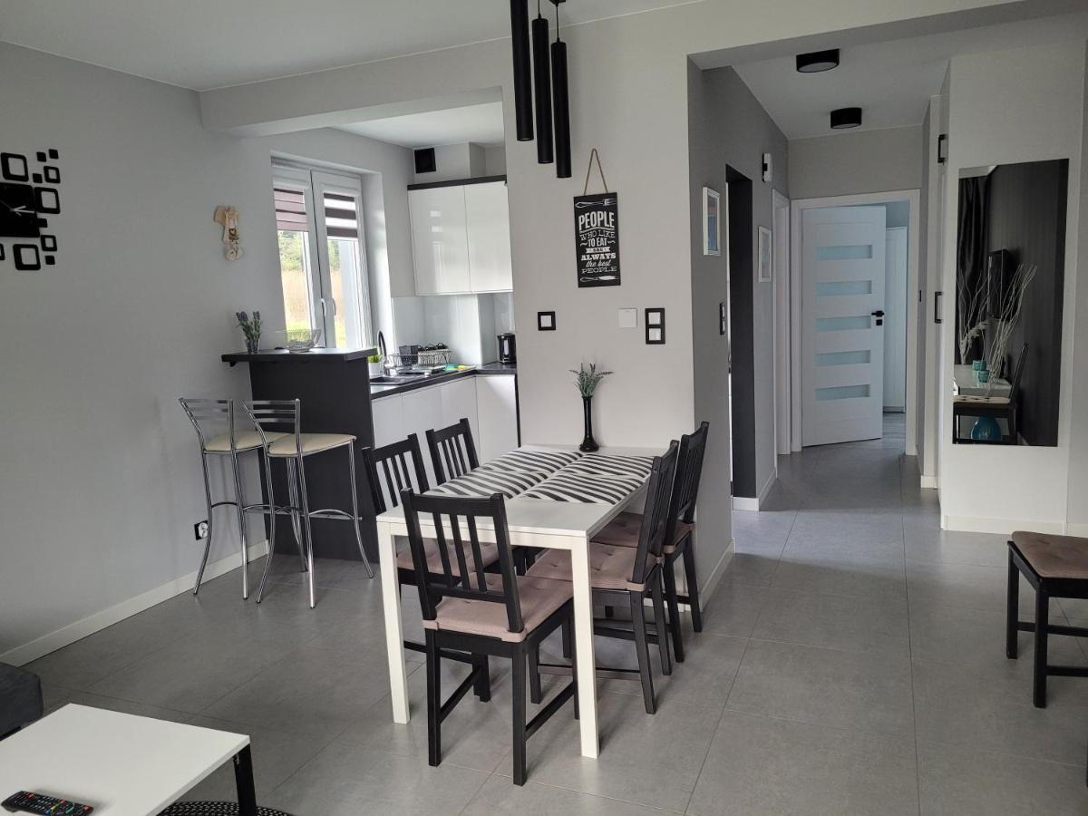 Apartament Wiktoria Ustrzyki Dolne Exterior photo
